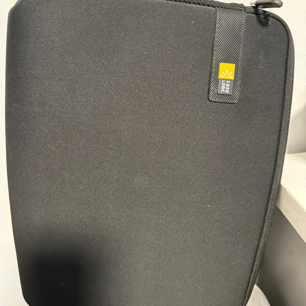 Case Logic Black Laptop Sleeve